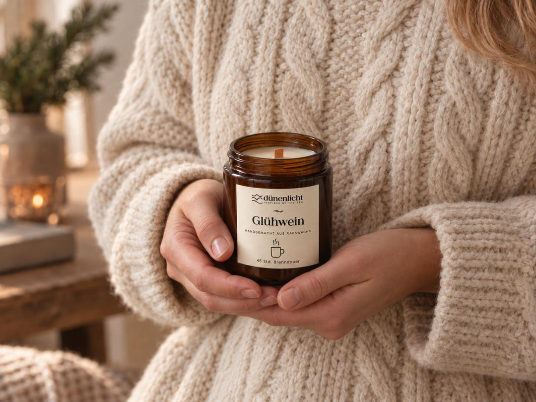 Duftkerze Glühwein - Weihnachtliche Duftkerze aus Rapswachs - 45 Std. Brenndauer